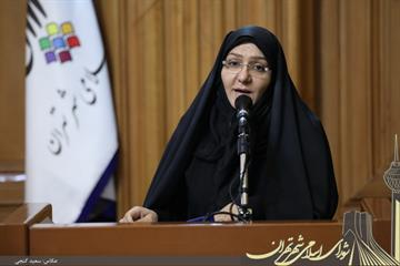 رئیس کمیسیون سلامت و خدمات شهری شورای شهر تهران مطرح کرد؛ فعالیت چند دهه‌ای باجه‌های گل و مطبوعات با اجاره های ناچیز